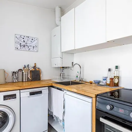 Guestready - Center Gem Near Attractions Apartment